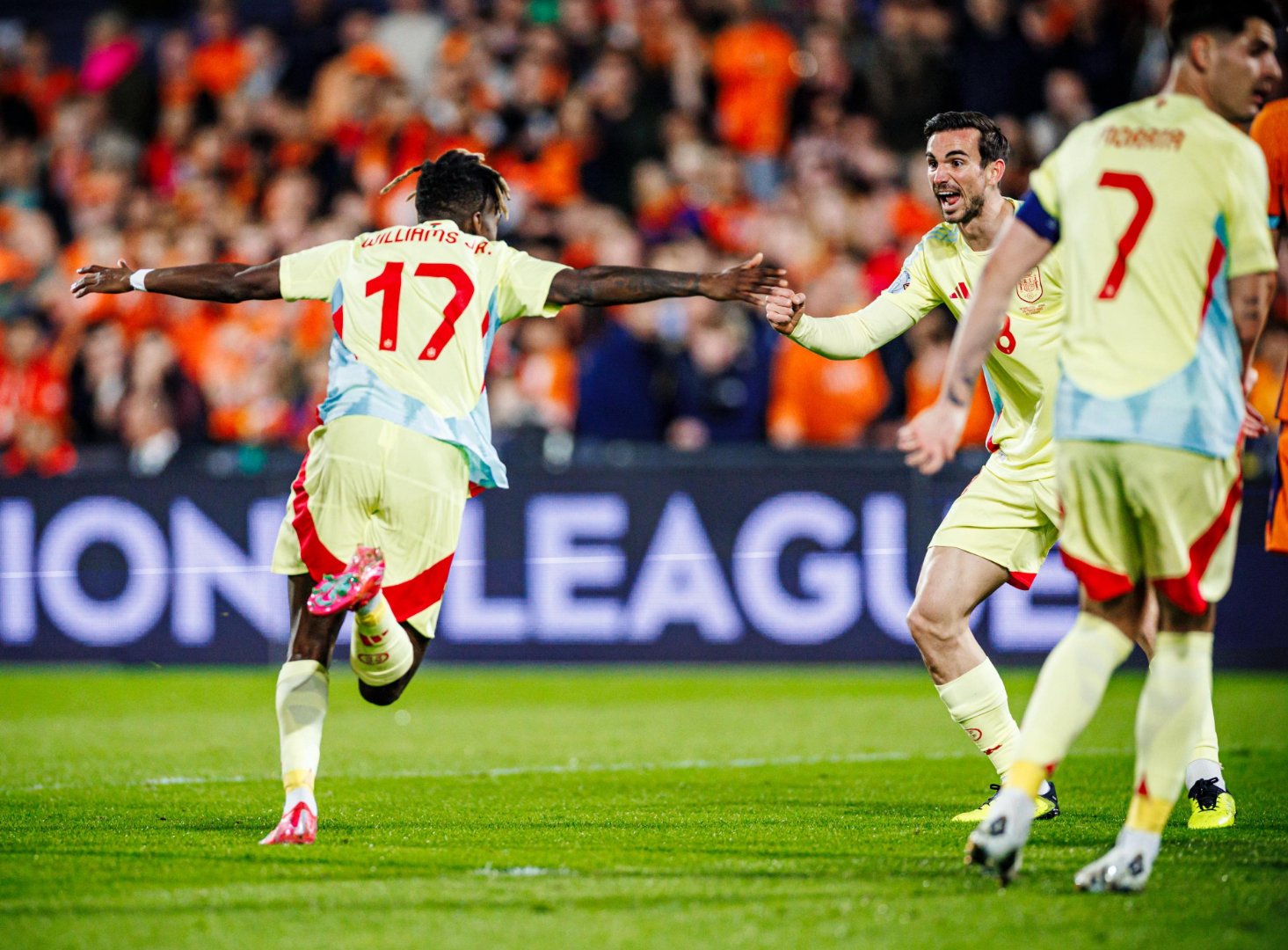 关于西班牙对决中国,丹麦-打成平局的信息 关于西班牙对决中国,丹麦-打成平局的信息