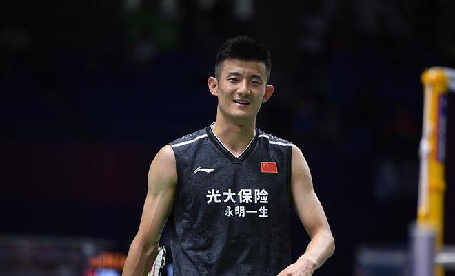 爱游戏官方-战绩起伏不定，谁能在比拼中占据上风？的简单介绍