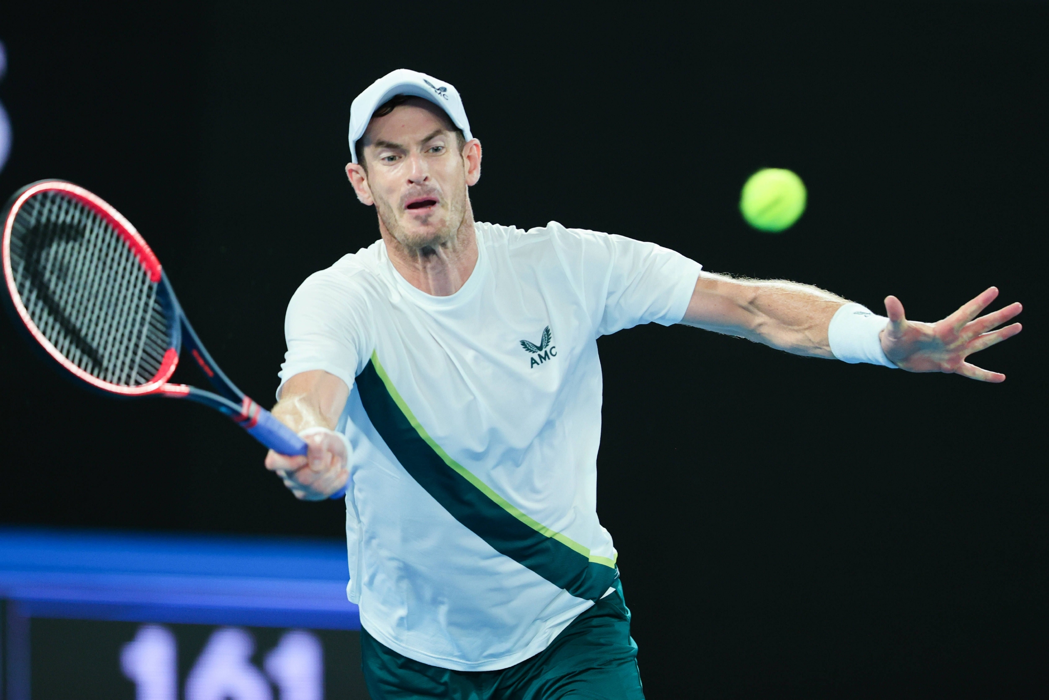 爱游戏在线-意大利网球队强势英国网球队，穆雷制霸全场