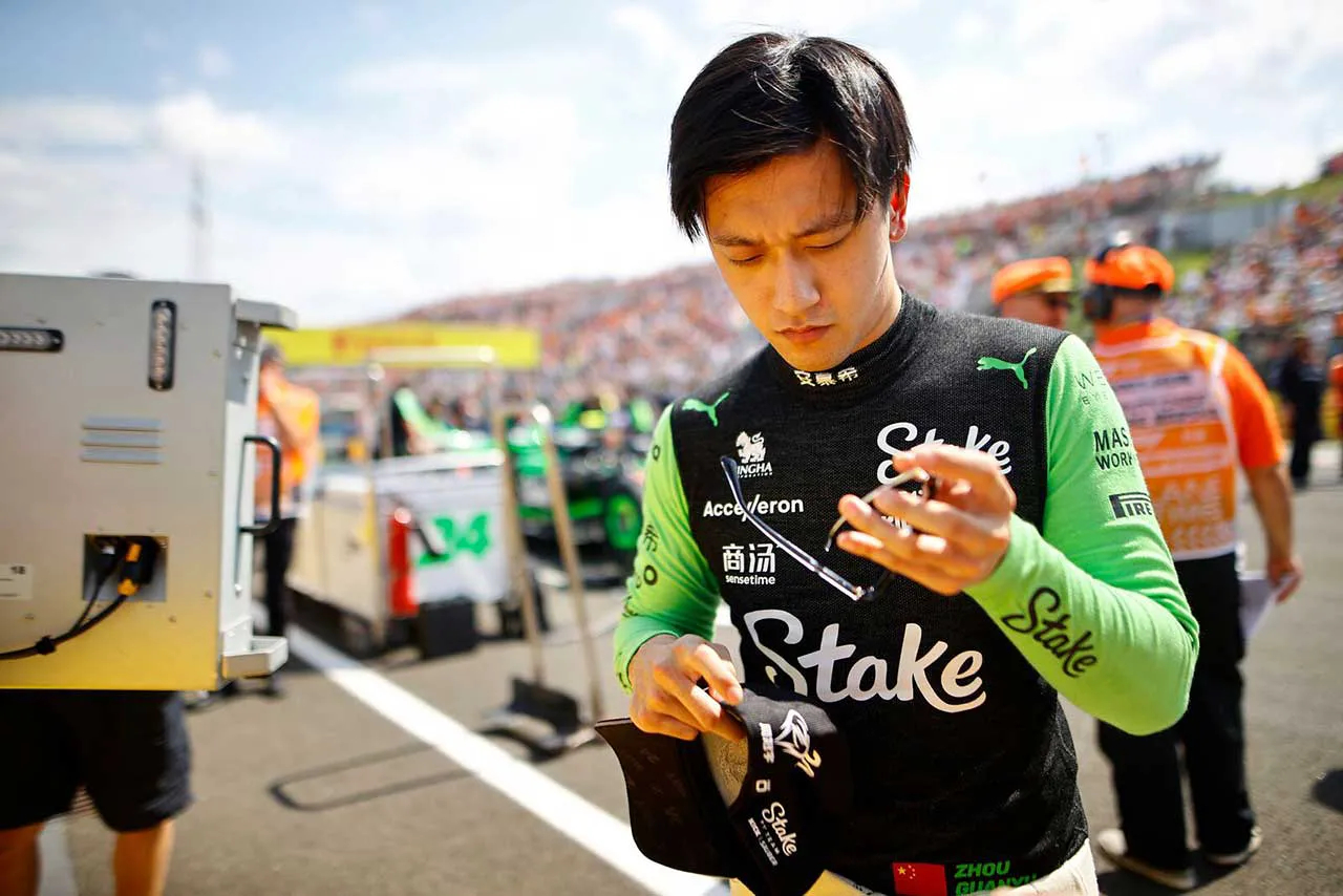 索伯车队横扫迈凯伦，周冠宇点燃赛场的简单介绍