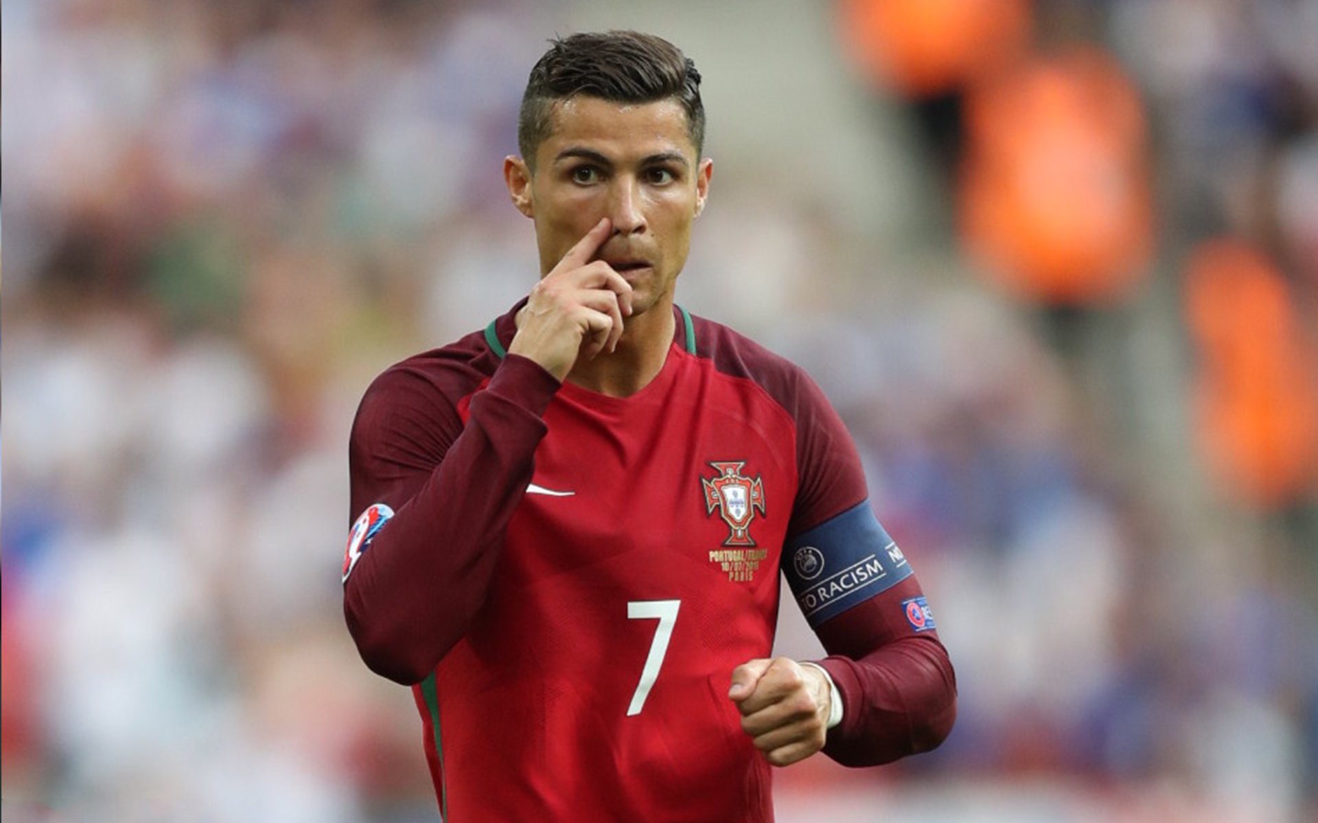 街道狂飙与绿茵争锋,当F1引擎轰鸣遇上德国国家德比